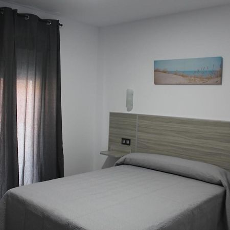Hostal Maria Jose كونيل ذي لا فرونتيرا المظهر الخارجي الصورة