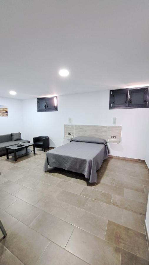 Hostal Maria Jose كونيل ذي لا فرونتيرا المظهر الخارجي الصورة