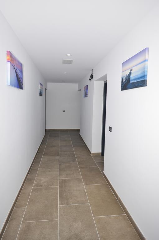 Hostal Maria Jose كونيل ذي لا فرونتيرا المظهر الخارجي الصورة